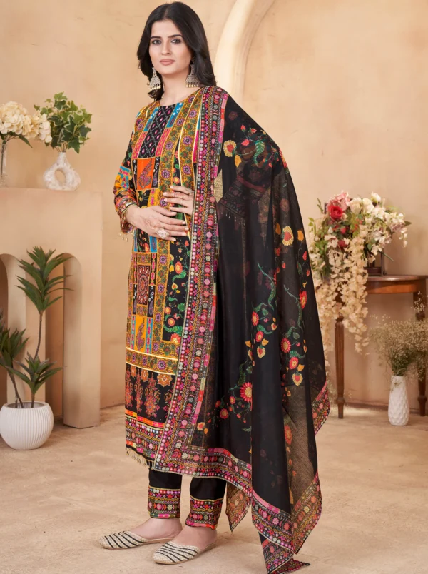 3 Piece – Lawn Suit #243 - Image 3