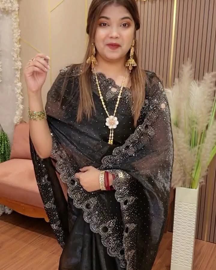 stone saree #402 - Image 4