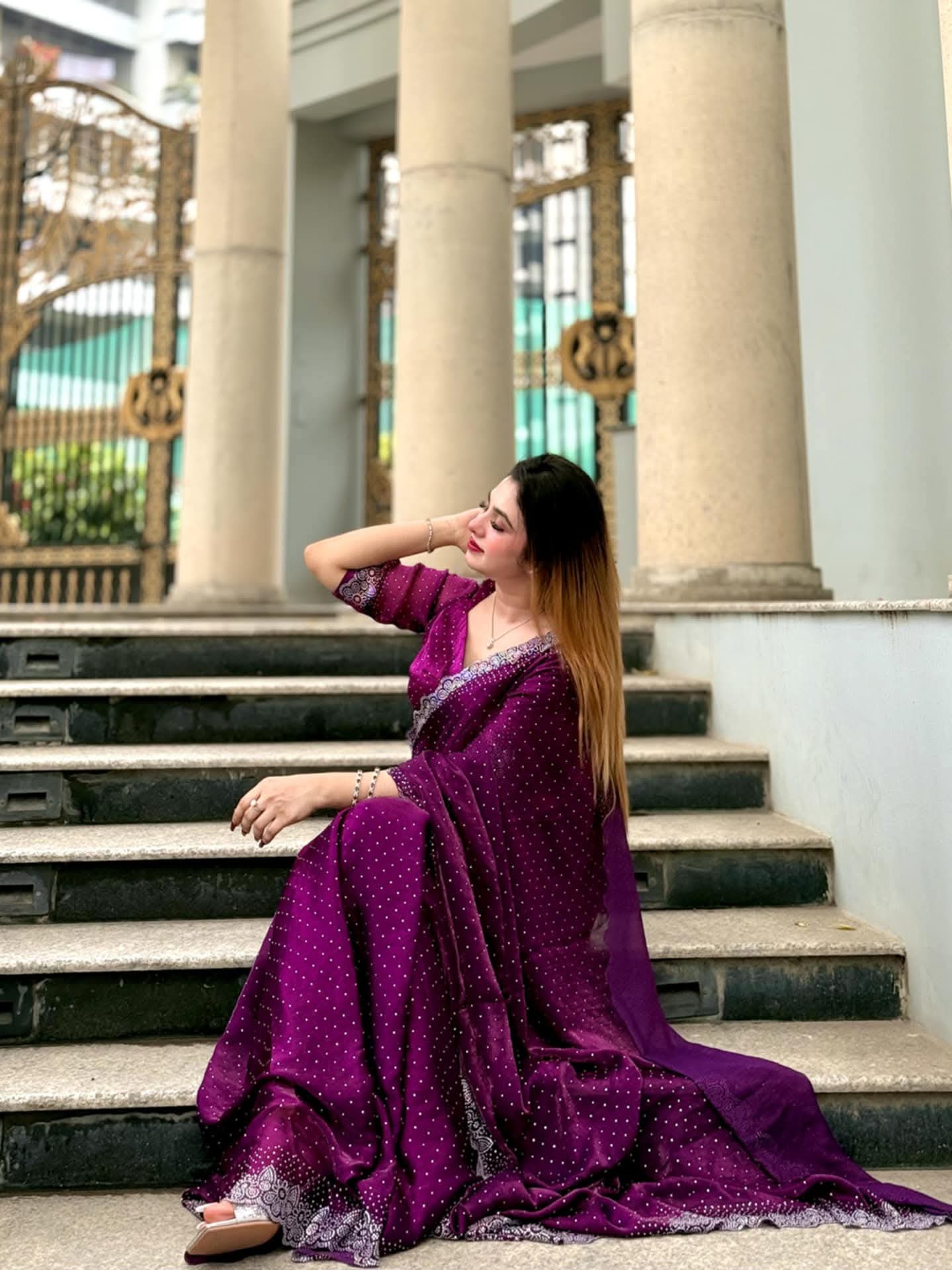 stone saree #401 - Image 3